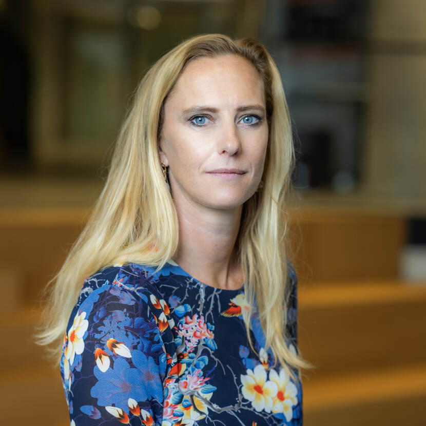 Portretfoto van Mira van den Oever